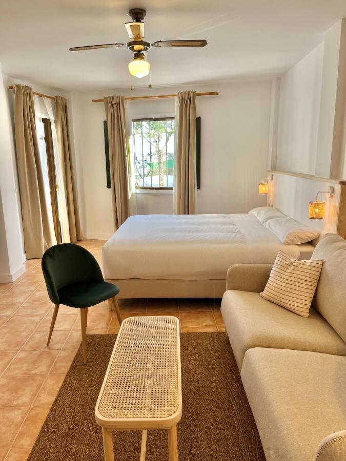 Casa La Aguanosa Con Piscina Y Vistas Al Mar Lägenhet Frigiliana Exteriör bild